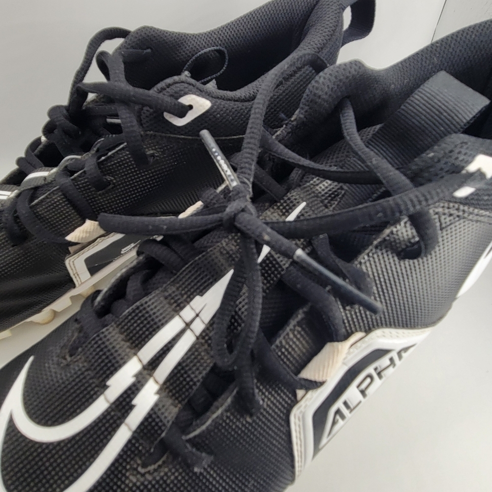 Nike Alpha Engineered Black and White Athletic Cleats Size 11 Lace up - Picture 12 of 12